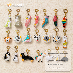YIMEIL&Fashion Dijes <span class=keywords><strong>de</strong></span> Acero Inoxidable Chapados en Oro <span class=keywords><strong>de</strong></span> 18K con Diseños Pintados a Mano <span class=keywords><strong>de</strong></span> Loro, Gato y Unicornio, con Cierre <span class=keywords><strong>de</strong></span> Resorte - Product Image 1