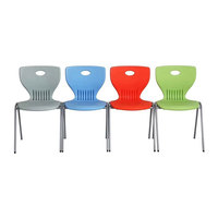 Chaise de formation Chaise de formation empilable en plastique PP Mobilier scolaire extérieur Chaise d'école