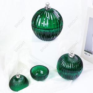 Venta al por mayor rojo verde pelado boda portavelas de lujo en forma de bola redonda Navidad adorno vela tarros a granel con tapa de vidrio - Product Image 6