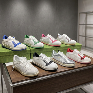 Zapatillas Blancas de Moda Lujosa para Pareja, Diseño de Marca Nueva Primavera 2026, Estilo 'Dirty' Versátil e Informal, Parte Superior de PVC, Suela de Goma - Product Image 3