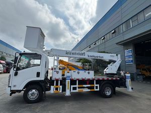 รถกระเช้าไฟฟ้า Isuzu 4x2 ขนาด 15 เมตร ปลอดภัย เชื่อถือได้ สำหรับการตรวจสอบโครงข่ายกระจายสัญญาณและติดตั้งกล้องวงจรปิด - Product Image 3
