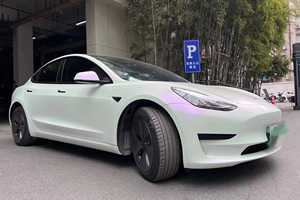 Vinilo para Rotulación de Vehículos, Blanco a Morado, PET de Alto Brillo, 7.5mil, con Liberación de Aire, Auto-Reparable, para Carrocería Completa, Película de Vinilo Automotriz que Cambia de Color - Product Image 5