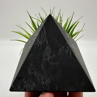 Hochwertige 5cm Schwarze Shungit Pyramide Energie Shungit Pyramide Edelstein Kristall Handwerk zur Heilung Kristall Dekorationen