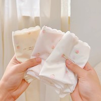 Culotte en soie glacée aux fraises ultra-mince sans couture pour femme Culotte mi-taille à séchage rapide antibactérienne pour les étudiants