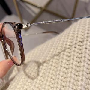 Nuevas Gafas Redondas Negras Anti Luz Azul para Mujer con Lentes Planas para Miopía, Montura Mediana, Lentes de PC, Origen Taizhou - Product Image 3