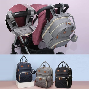 Grande station de change pour mamans et papas, sac à langer unisexe 3 en 1, lit de voyage pliable élégant pour bébé - Product Image 1