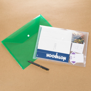 X808 biểu tượng tùy chỉnh A4/<span class=keywords><strong>A5</strong></span> nhựa Ví rõ ràng PVC tập tin Bag với Snap Nút cho tài liệu lưu trữ tùy chỉnh nộp hồ sơ sản phẩm - Product Image 3