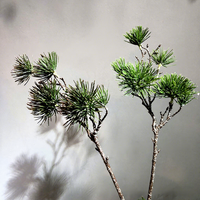 LE-431 Vente en gros de branches de pin artificielles, feuillage de bonsaï, plante décorative, branche en plastique verte pour la décoration de la maison, les mariages et Noël