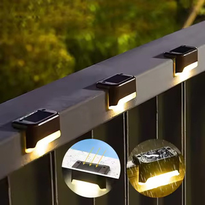 4 / 16 packs d'extérieur abs led solar power step fence lamp solar led garden wall lights - Product Image 2