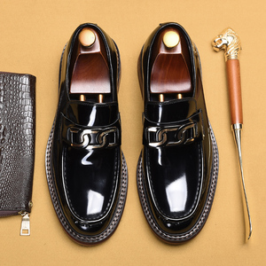 Mocasines para Hombre de Piel de Becerro Pulida con Suela Gruesa, Zapatos de Cuero Casuales de Negocios, Estilo Británico Vintage, Sin Cordones - Product Image 6