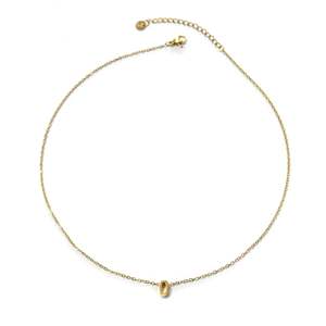 Collar con colgante de acero inoxidable 316L chapado en oro PVD con dije en forma de O, diseño minimalista para uso diario. - Product Image 1