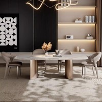 Chaise de salle à manger ergonomique moderne de haute qualité et luxueuse avec revêtement en cuir et pieds en métal pour l'ameublement de la maison