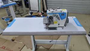 Nouvelle <span class=keywords><strong>machine</strong></span> <span class=keywords><strong>à</strong></span> <span class=keywords><strong>coudre</strong></span> surjeteuse industrielle Jack C5 avec épaisseur réglable - Product Image 6