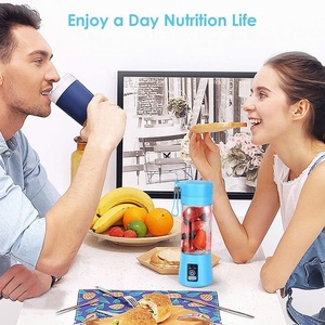 <span class=keywords><strong>Blender</strong></span> Buah Mini Portable 6 Mata Pisau Stainless Steel, USB Rechargeable, Kecepatan Tinggi, Siap Kirim Grosir - Product Image 3