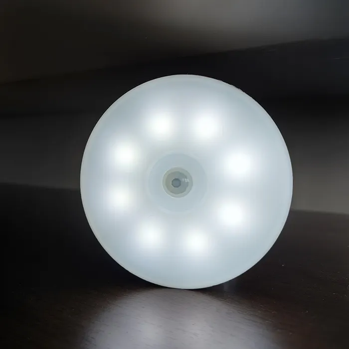 Banqcn PIR Sensor de movimiento LED luz nocturna USB recargable lámpara para cocina armario lámpara escalera armario inalámbrico