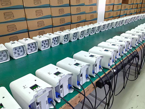 Pin Powered ánh sáng 6x15W 6in1 RGBW + UV điện 130W Pin Thời gian làm việc 5-16hours Chùm tia góc 25 độ ứng dụng điều khiển DMX512 - Product Image 3