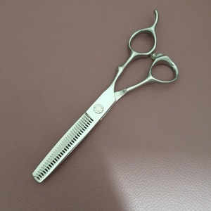 Ciseaux de coiffure Med, 6 pouces, lame tranchante en acier inoxydable, ciseaux à effiler à long manche pour coiffeur - Product Image 4