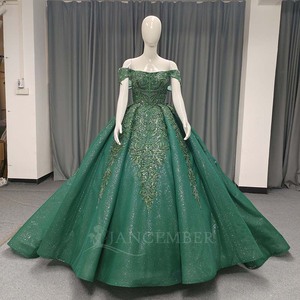 ANY205 Vestido de noche verde esmeralda brillante con encaje bordado - Product Image 1