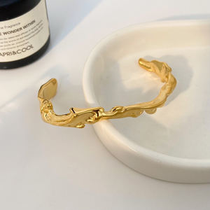 <span class=keywords><strong>Bracelet</strong></span> ouvert en acier inoxydable plaqué or 18 carats 3D coulant <span class=keywords><strong>de</strong></span> <span class=keywords><strong>lave</strong></span> <span class=keywords><strong>volcan</strong></span> haut <span class=keywords><strong>de</strong></span> gamme abstrait bijoux <span class=keywords><strong>de</strong></span> mode 2025 - Product Image 2