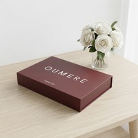 Boîtes cadeaux magnétiques personnalisées, emballage cosmétique de luxe avec mousse en velours pour parfum et rouge à lèvres
