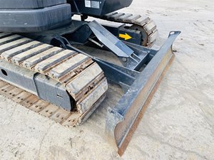 Oferta Especial: Excavadora Usada Hitachi ZX75, Mini Excavadora de 7.5 Toneladas, Precio Competitivo, Lista para Enviar - Product Image 5