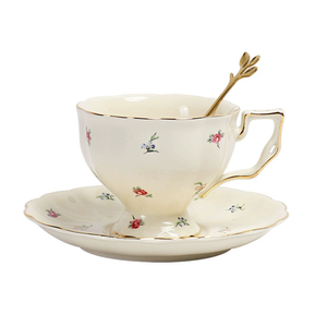 Ensemble de tasses à café en porcelaine florale classique pour le commerce extérieur avec un design écologique pour les cadeaux Comprend des tasses et des assiettes - Product Image 3