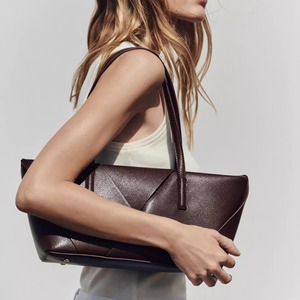 Nhà Máy Bán Buôn 2025 Phụ Nữ Mới Của Túi Cao Cấp Dệt Kim Công Suất Lớn Cầm Tay Vai Duy Nhất Mua Sắm Tote Túi - Product Image 2