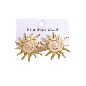 Pendientes de Girasol con Esmalte de Colores Estilo Bohemio, Nuevos de Jingciren Boutique, en Espiral, de Acero Inoxidable, con Elegante Caja de Regalo - Product Image 5