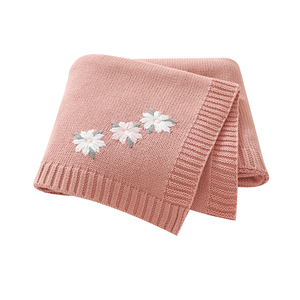 Coperta <span class=keywords><strong>per</strong></span> Neonati Mimixiong Personalizzata con Ricamo Floreale, Coperta in Cotone Lavorato a Maglia con <span class=keywords><strong>Nome</strong></span> Personalizzato, Regalo <span class=keywords><strong>per</strong></span> Neonati e Bambini - Product Image 1