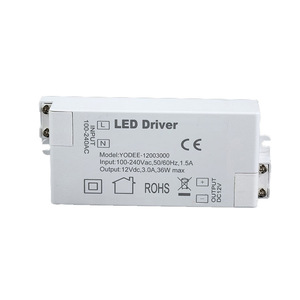 Controlador LED Yudi de 12V 3A 36W, fuente de alimentación conmutada de voltaje constante para tiras LED y cintas de luz - Product Image 1