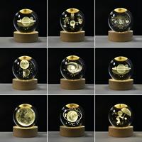 Lampe d'Illusion 3D Veilleuse Galaxie Lumière Chaude en Cristal sur Base en Bois LED, Idée Cadeau d'Anniversaire Lampe Intelligente 3D