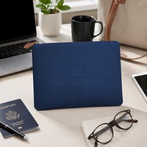 Pochette zippée en néoprène avec logo personnalisé 28x20cm, résistante à l'eau, légère, pour documents, tablette, organiseur de voyage - Product Image 2