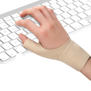 <span class=keywords><strong>Muñequera</strong></span> ultrafina para mayor comodidad y transpirabilidad Articulación de <span class=keywords><strong>pulgar</strong></span> ajustable para soporte fijo de dedos y correa de muñeca - Product Image 1