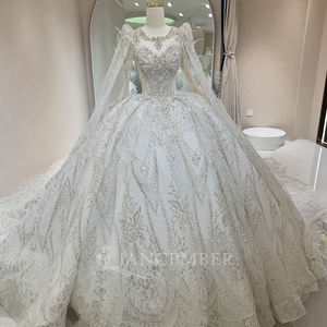 Robe de mariée longue à traîne avec cape, Jancember DW0163, style royal, ornée de paillettes - Product Image 6