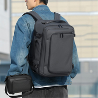 Sac à dos pour ordinateur portable de voyage imperméable de grande capacité tendance pour hommes avec logo personnalisé de haute qualité en PU