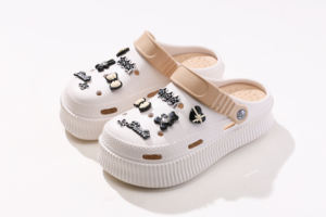 Op Maat Gemaakte Goedkope Prijs Unisex Tuin Klompen & Muiltjes Vrouwen Muilezels Eva Geïnjecteerd Tuinschoenen Volwassen Ademende Eva Klompen Schoenen - Product Image 3