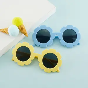 Солнцезащитные очки с цветами, новинка 2022, цветные, синие, конфетные, милые, из мягкого поликарбоната, с силиконовой оправой, детские очки для маленьких мальчиков и девочек, солнцезащитные очки