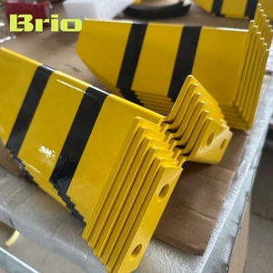BRIO <span class=keywords><strong>Defender</strong></span> <span class=keywords><strong>90</strong></span> °   Protezione per scaffalature industriali per negozi, protezione per scaffali ad alto volume per unità di scaffalatura per il commercio al dettaglio - Product Image 3