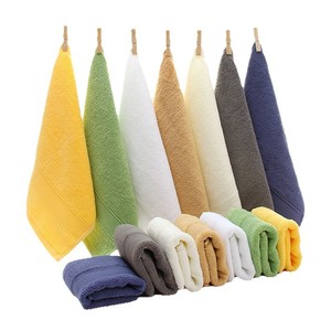 Toalla cuadrada de algodón peinado Xinshang de 35x35 cm, absorbente y sin pelusas, para hoteles y casas de huéspedes. - Product Image 2