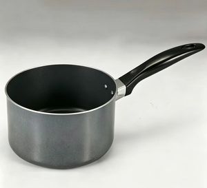 Mini pentola per <span class=keywords><strong>latte</strong></span>, piccola casseruola in ferro filato con coperchio in vetro temperato e manico antiscottatura in bachelite per uso su piano cottura - Product Image 2
