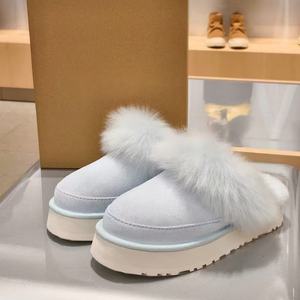 Chaussons en fourrure d'hiver Ugs - Fabriqués en cuir de haute qualité, chaussons pour femmes adaptés à la tenue décontractée et aux conditions par temps neigeux - Product Image 5