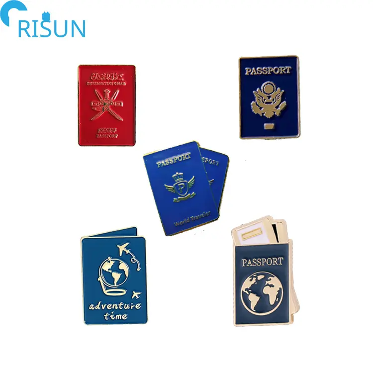 Fabricação Mundo Viajante Passaporte Esmalte Pin Logotipo Personalizado Passaporte Mundo Viagem Soft Hard Esmalte Lapela Pin Broche Presente