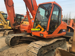 Excavatrice sur chenilles compacte Doosan DH150LC d'occasion, 15 tonnes, DH 150LC-7 DH150, en bon état et peinte - Product Image 1