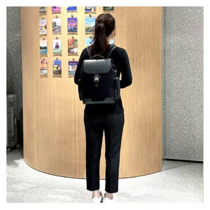 官方 R Brand Never Still 全新大号牛仔布翻盖背包男女通用旅行包 - Product Image 6