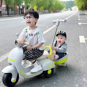 Modelo Sorpresa de Navidad: Bicicleta Eléctrica de <span class=keywords><strong>Pedales</strong></span> para Niños, Columpio y Coche Deslizante, Juguete Recargable para Niños, Bicicleta de 3 Ruedas a Batería - Product Image 5