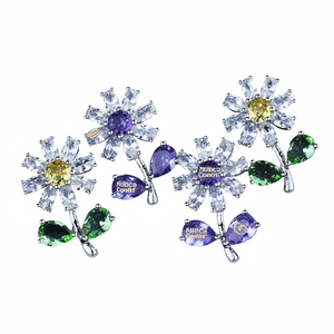 Pendientes de gota con flor de cristal Rubca Condi, plata 925, amatista, color morado, románticos, para uso diario, joyería para mujer - Product Image 1