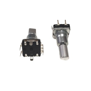 Encodeur rotatif de haute qualité Ec11 à 3 broches, 5 broches, 9/15/16/20 impulsions avec interrupteur instantané et interrupteur codé PEC11 - Product Image 2