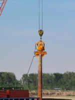 Marteau vibrant électrique APIE pour le battage et le tirage de pieux, moteur haute efficacité pour pieux en acier