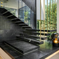 Marches d'escalier en marbre gris personnalisées pour projets résidentiels, marches d'escalier en marbre brun poli