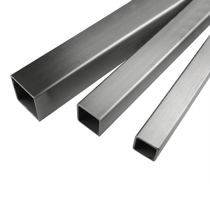 <span class=keywords><strong>Prix</strong></span> d'usine - Tubes carrés en alliage d'<span class=keywords><strong>aluminium</strong></span> 6063 6061 T6 avec finition imitation bois <span class=keywords><strong>100x100</strong></span> - Product Image 1